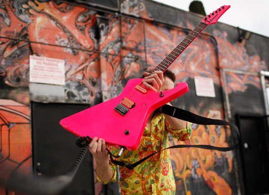 paul gilbert pink guitar